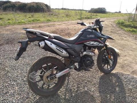 UM Dsr ll 230cc