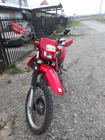 Honda Tornado xr 250