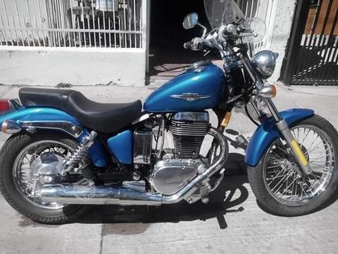 Suzuki Boulevard S40 650 cc, impecable