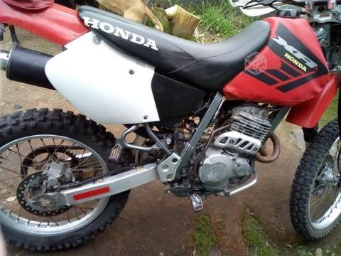 Moto XR 250cc