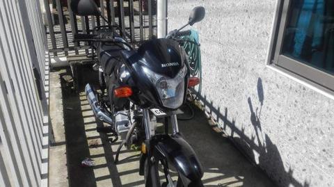 Moto honda cb1 125cc 2015