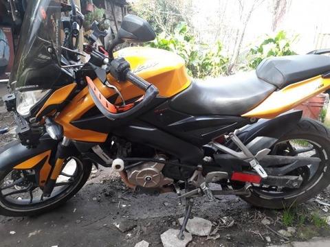 Pulsar ns200