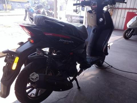 Zongshen zsr 150 cc color negro año 2018