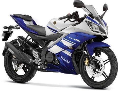 YAMAHA R15 año 2012 en desarme