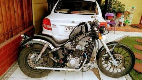 Daytona 350 bobber