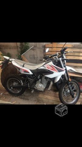 Moto WR 250 cc