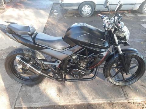 Um 200cc 2014