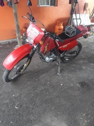 Motocicleta, marca honda, modelo ctx200