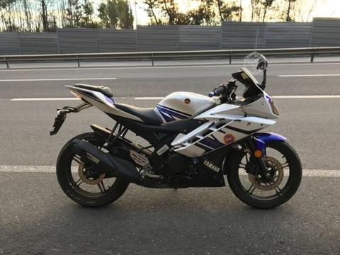 Yamaha r15