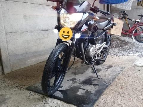 Moto pulsar 135 LS