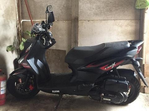Motocicleta SYM Crox150 2015