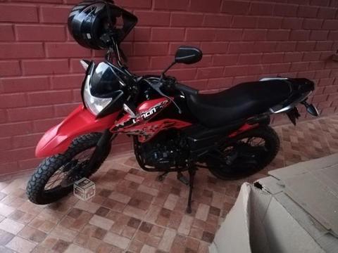 Loncin 200cc año 2016 (permuto)