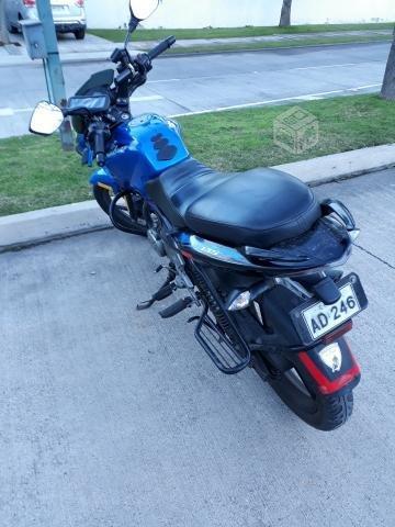 moto pulsar 135cc año 2015