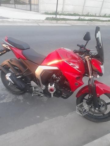 Moto yamaha fz