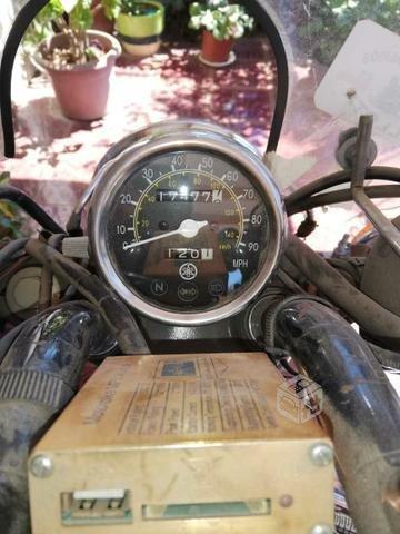 Moto yamaha vistar 250