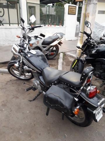 Moto marca Suzuki