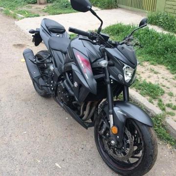 Suzuki GSX 750