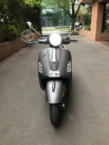 Vespa GTS300 SS