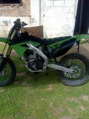 Moto Kawasaki kxf 250 año 2010