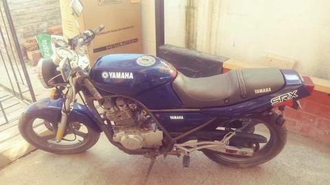 Moto yamaha SRX250 año 86