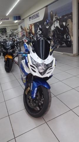 Suzuki gsx1000r año 2016