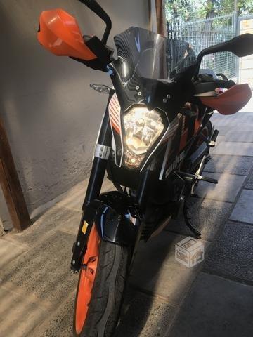 Ktm duke 390