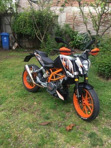 KTM duke 390