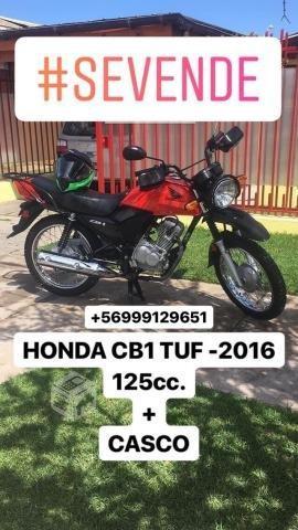 HONDA CB1 TUF 2016 + 2 cascos
