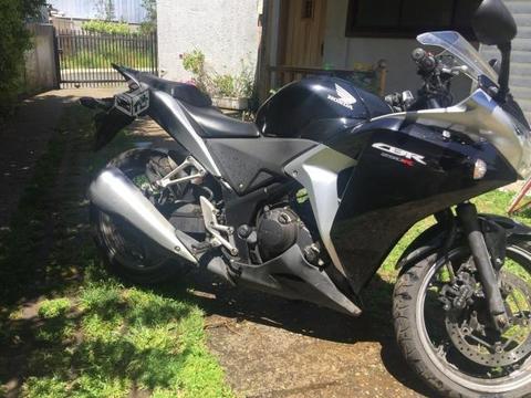 HONDA CBR 250r