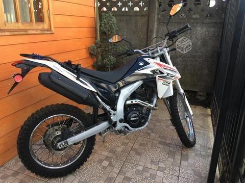 Moto loncin LX250GY-3