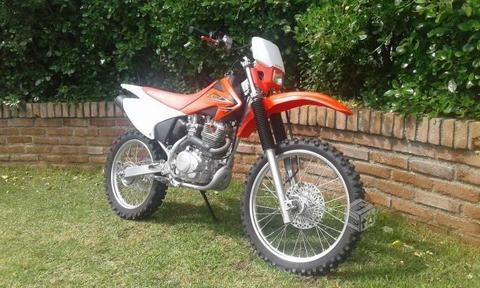 Moto honda crf 230