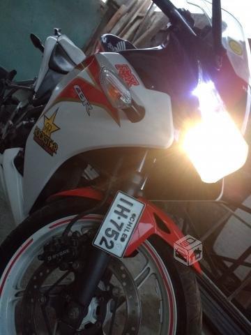 Honda CBR250