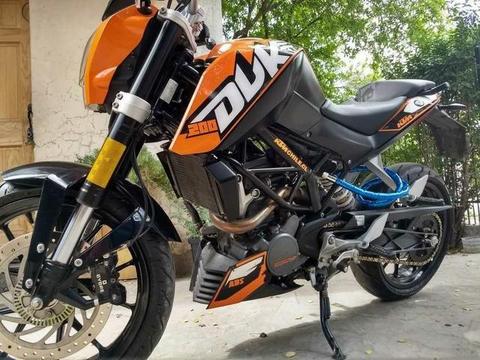 Ktm duke 200