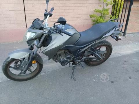 Moto loncin cr5