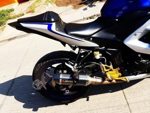 Yamaha R3 Full accesorios sin detalle Impecable