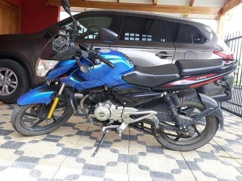 Moto pulsar 135