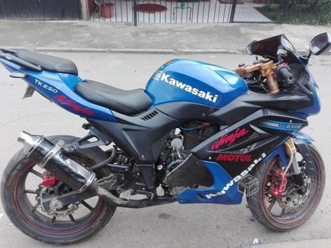 moto takazaki todo al día