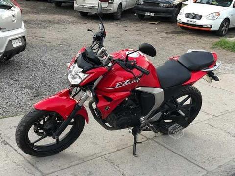 Fz 2.0 2016 papeles al día + 1 casco