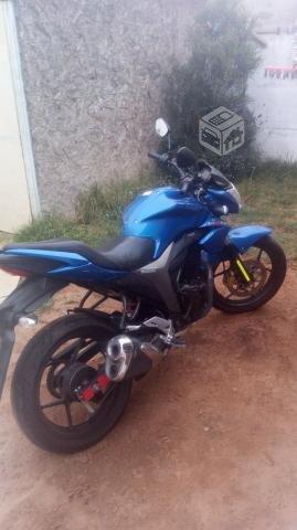 Suzuki gixxer 2016