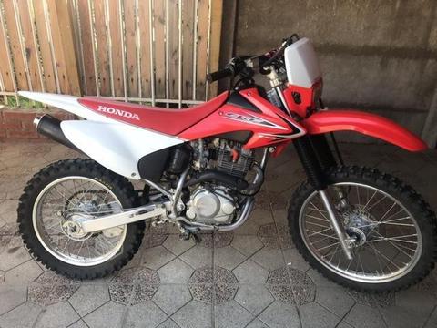 Honda crf 230