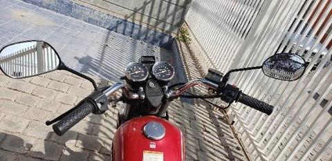 Motocicleta suzuki gn 125