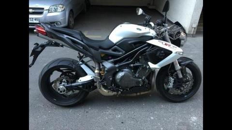 Benelli TNT 899