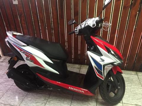 Moto scooter Honda Elite 2018