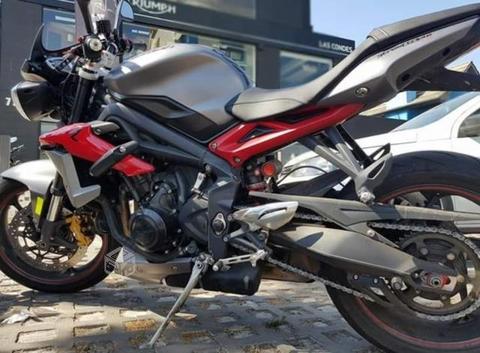 Triumph Street Triple R 675