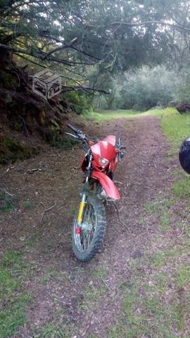 Moto enduro