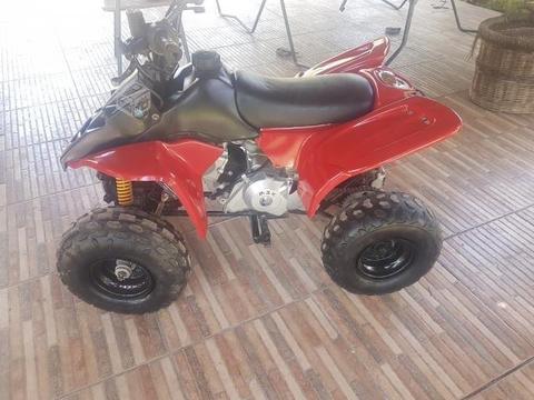 Moto 4 ruedas
