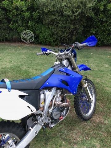 MOTO YAMAHA WR 250F año 2010