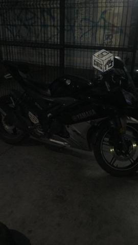 Yamaha r15 2015