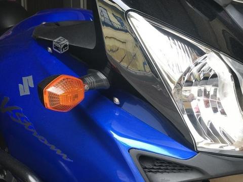 Moto Suzuki V Strom DL