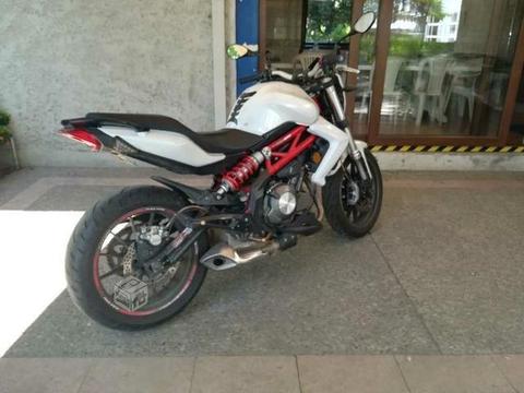 Benelli tnt 300